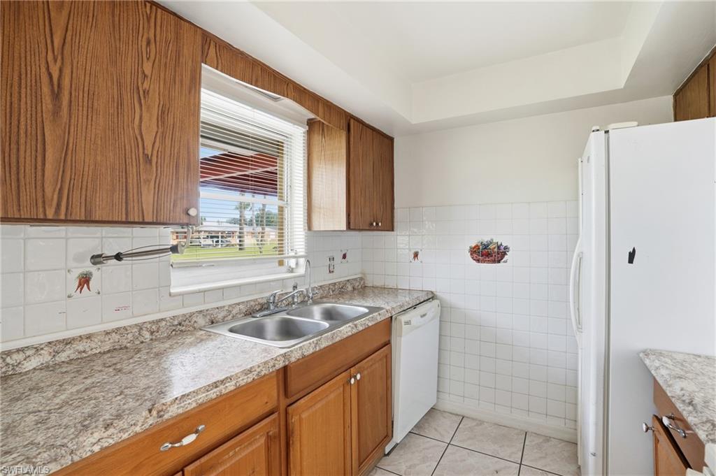 CAMILLE GARDENS - Residential