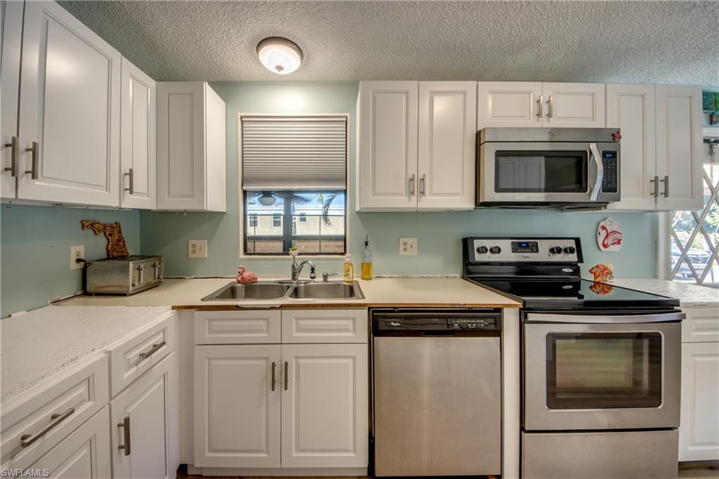 PINE ISLAND COVE - Residential