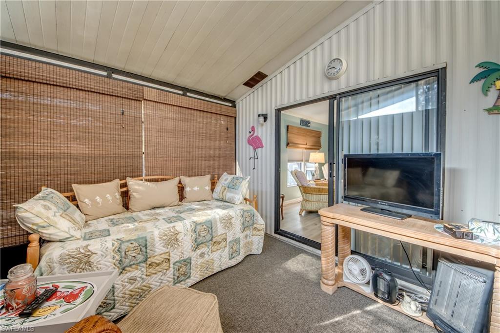 PINE ISLAND COVE - Residential