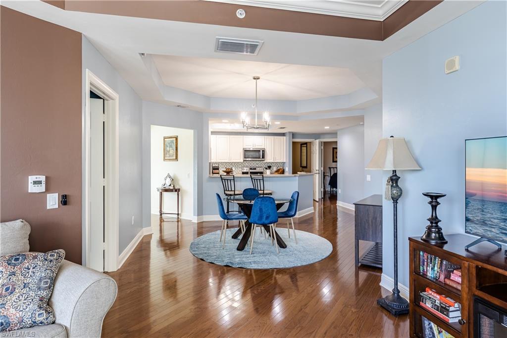 RIVIERA - Residential Lease