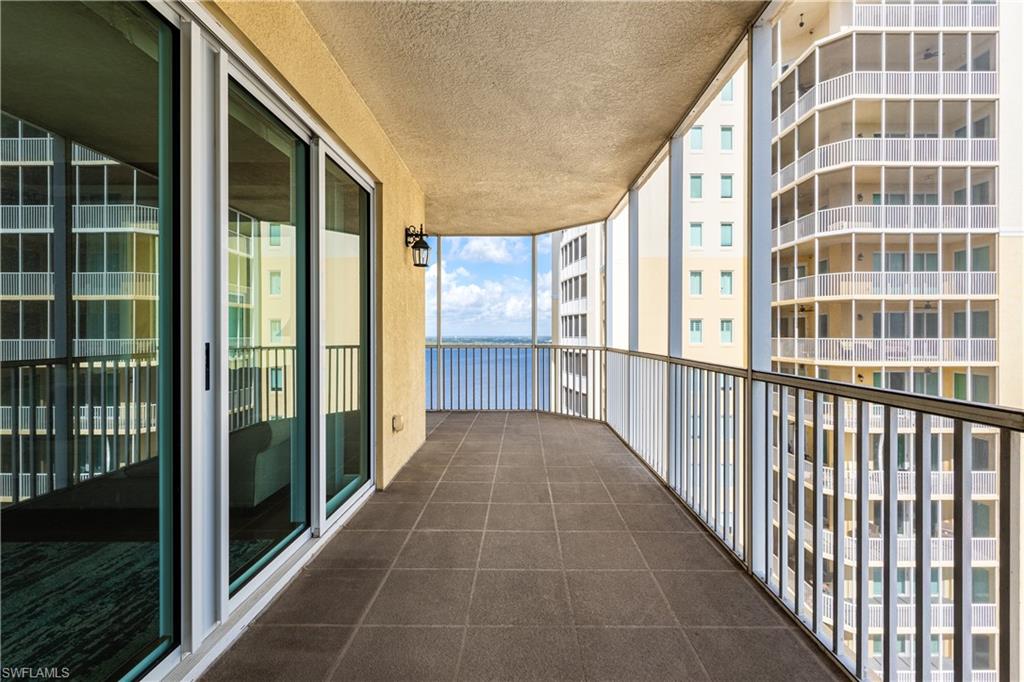 RIVIERA - Residential Lease