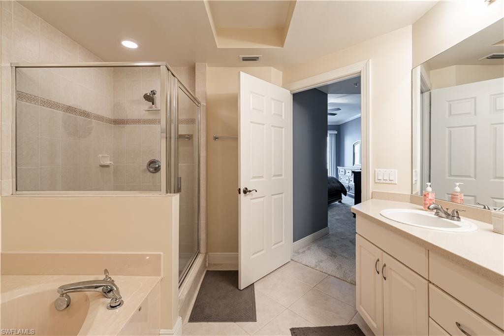 RIVIERA - Residential Lease