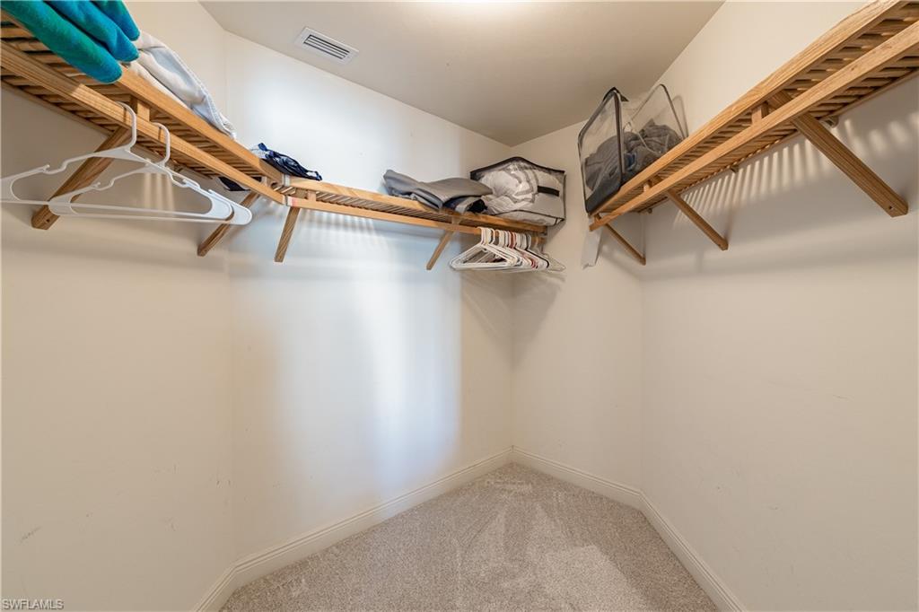 RIVIERA - Residential Lease