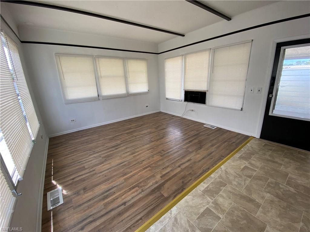 MOBILE MANOR - Residential Lease