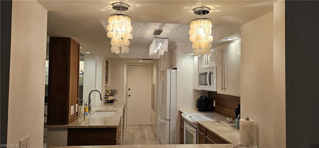 THE BARCELONA - Residential Lease