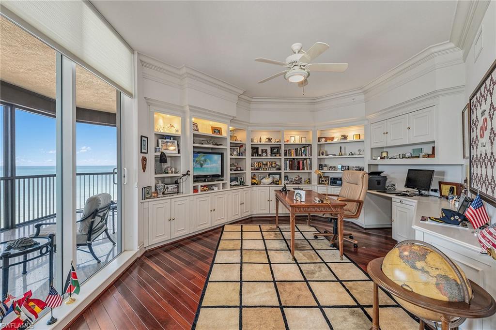 WINDSOR AT BAY COLONY - Residential