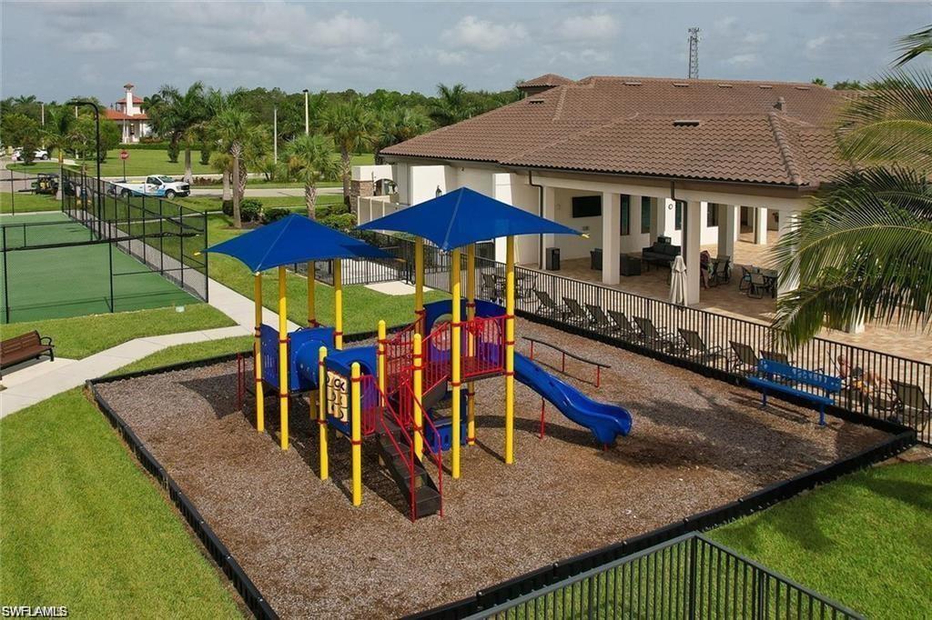 PORTICO - Residential