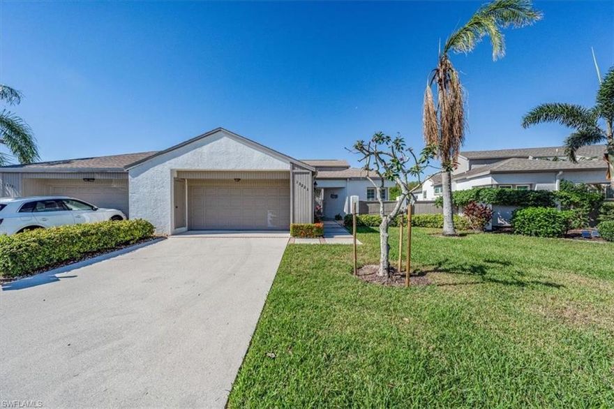 V7371 - If you are looking for the best golf course view and a glistening lake with eagles flying overhead, this villa is for you.  Enter the front quaint courtyard that opens up to a cheerful, sunny and bright living room with soaring ceilings and you know that you are home.  Split bedrooms with lots of storage for all of your golf and beach items.  Oversized 2 car garage with newer front end loading washer and dryer.  Enjoy your favorite beverage from your wet bar while sitting in your glassed or screened Florida room watching the beautiful Naples sunsets.  This terrific North Naples location is minutes to beaches, shopping and first class dining.  Low HOA fees include cable and internet.  New roof was installed in 2018.  This beautiful villa will not last long.  Easy to show and go.