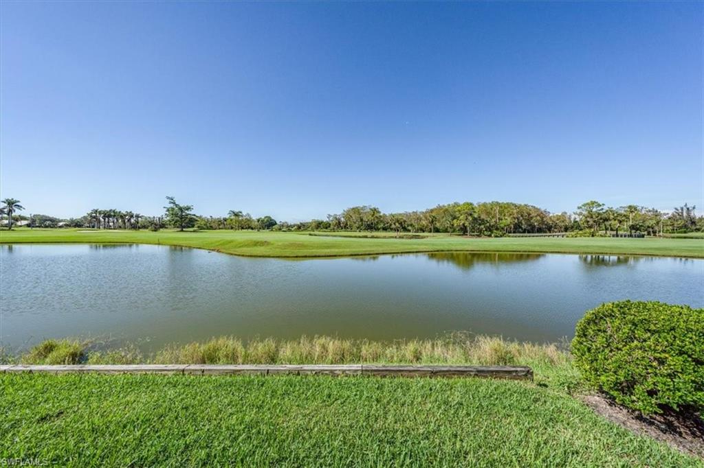 WEDGEFIELD VILLAS - Residential