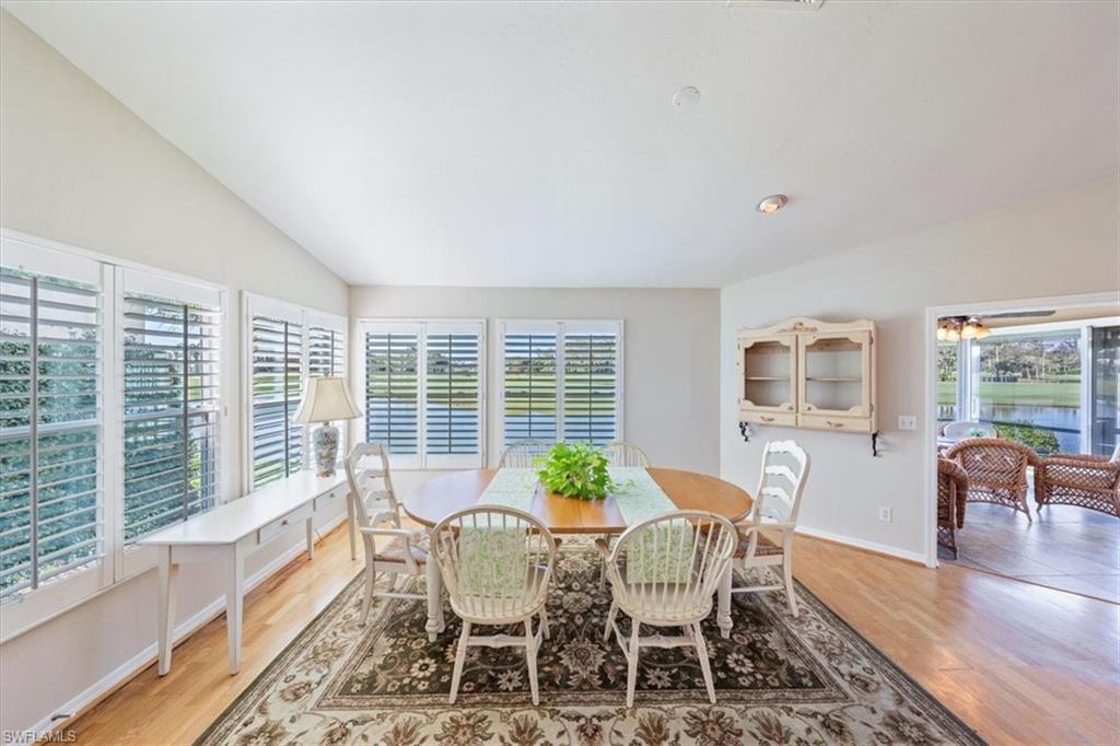 WEDGEFIELD VILLAS - Residential