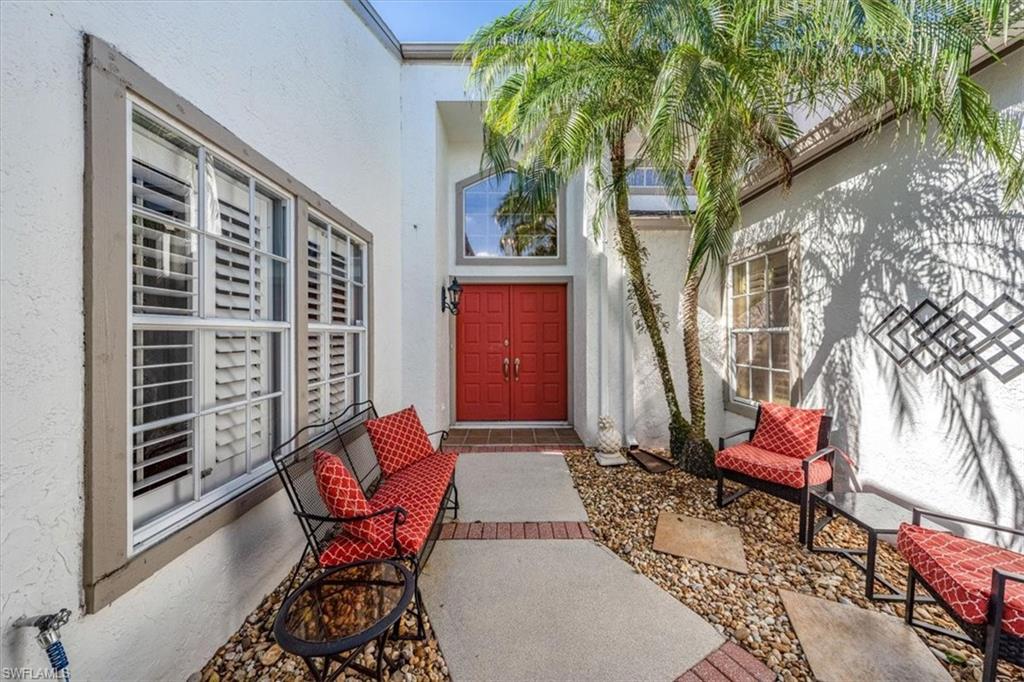 WEDGEFIELD VILLAS - Residential