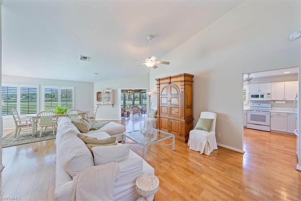 WEDGEFIELD VILLAS - Residential