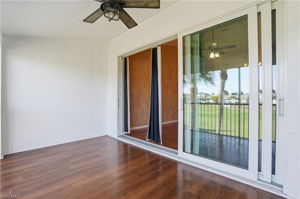 WEDGE WOOD AT THE STRAND - Residential