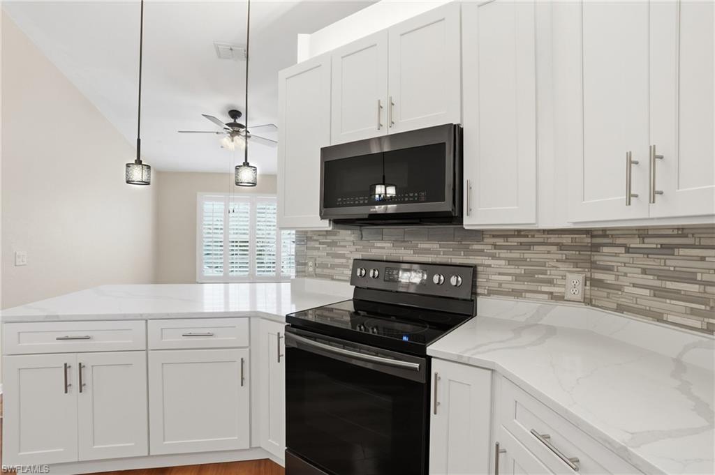 WEDGE WOOD AT THE STRAND - Residential