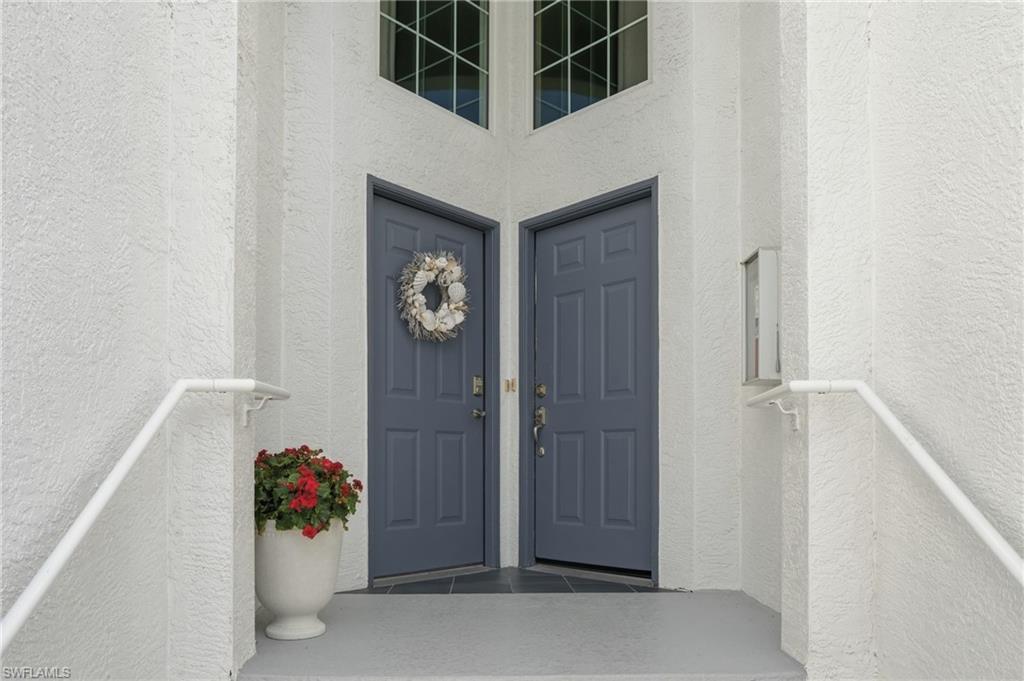 WEDGE WOOD AT THE STRAND - Residential