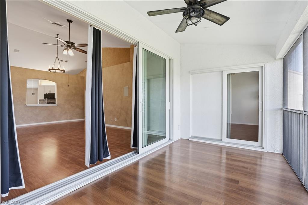 WEDGE WOOD AT THE STRAND - Residential