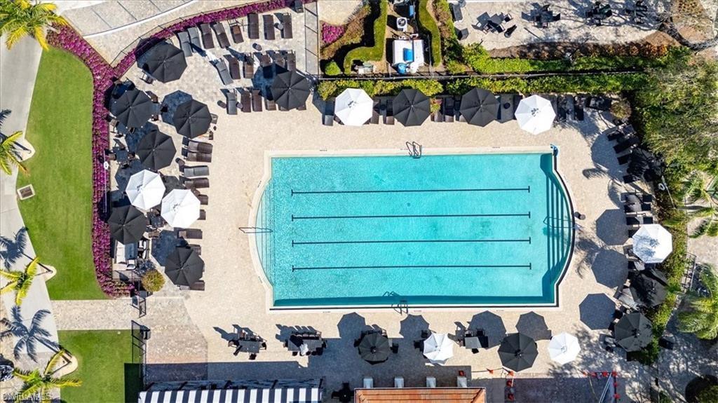 WEDGE WOOD AT THE STRAND - Residential