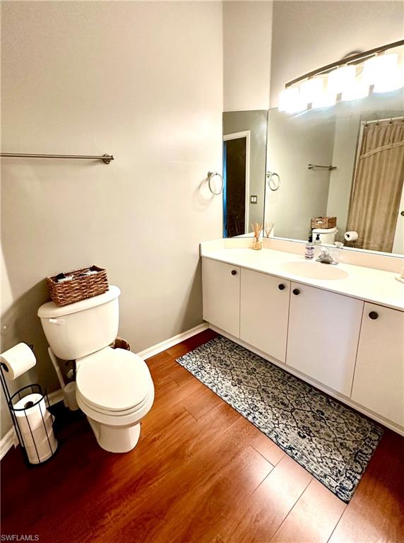 WEDGE WOOD AT THE STRAND - Residential