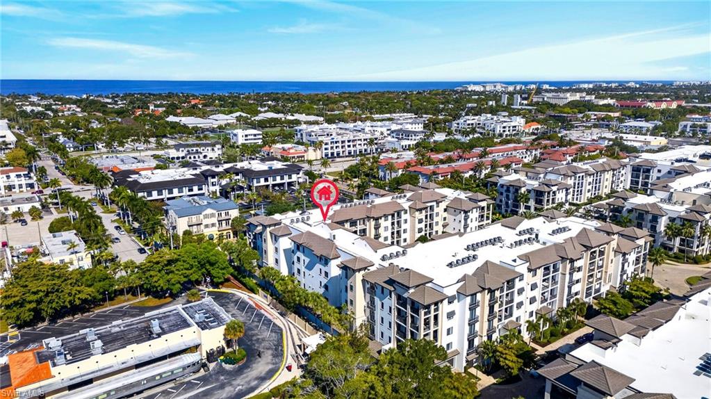NAPLES SQUARE - Residential