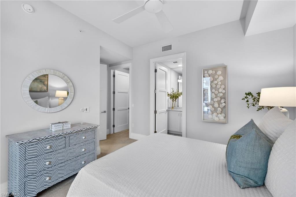 NAPLES SQUARE - Residential