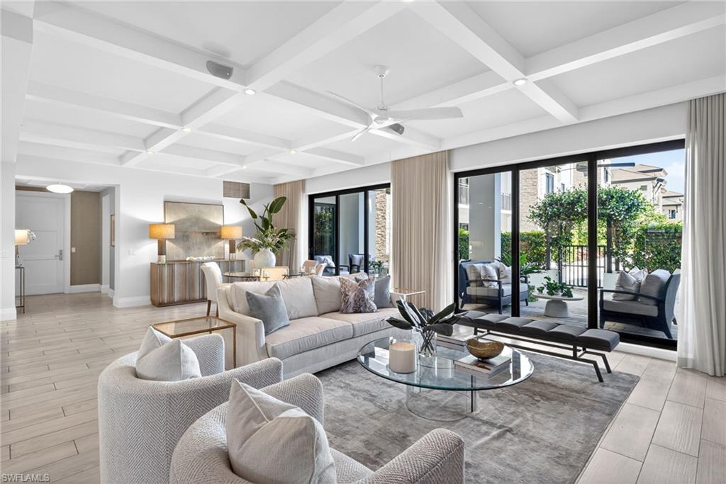 NAPLES SQUARE - Residential