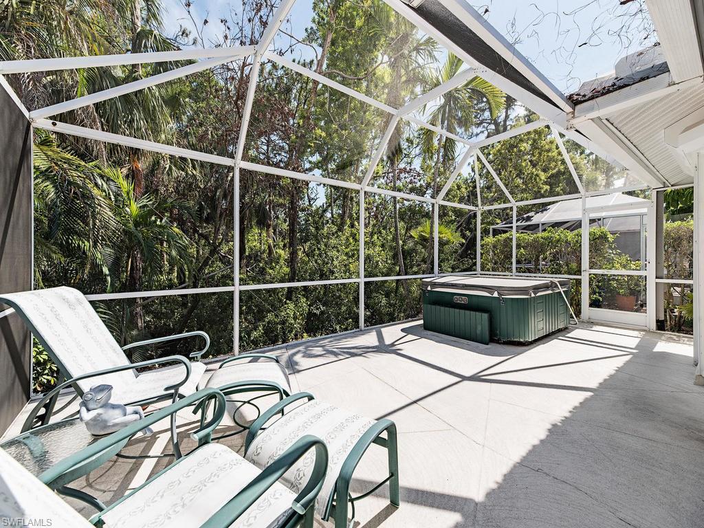 WIGGINS BAY VILLAS - Residential