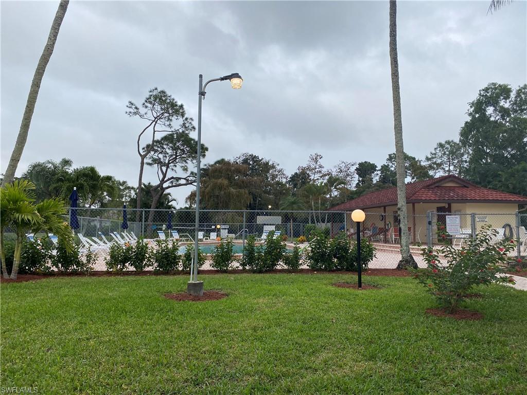 BOCA CIEGA MANOR - Residential