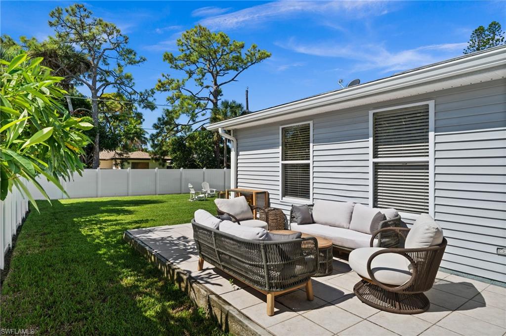 NAPLES PARK - Residential Lease