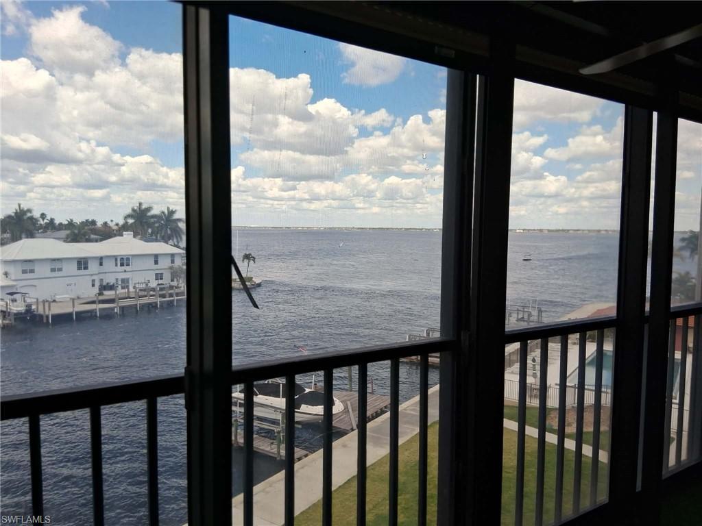 RIVERS CONDO - Residential