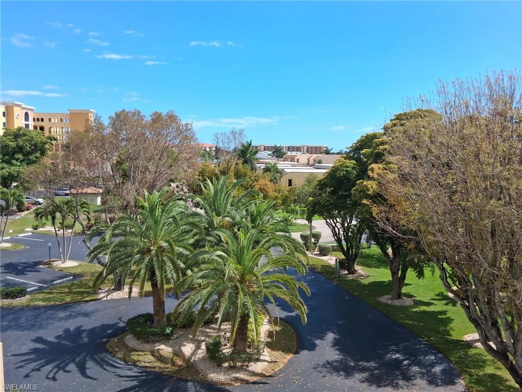 RIVERS CONDO - Residential