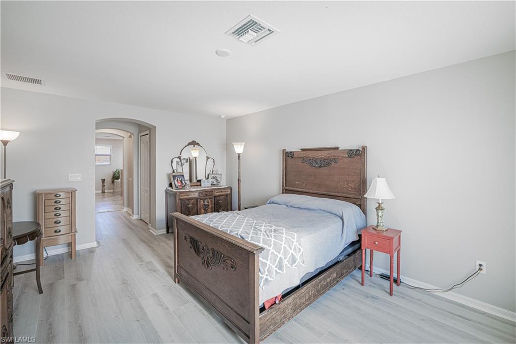 PORTICO - Residential