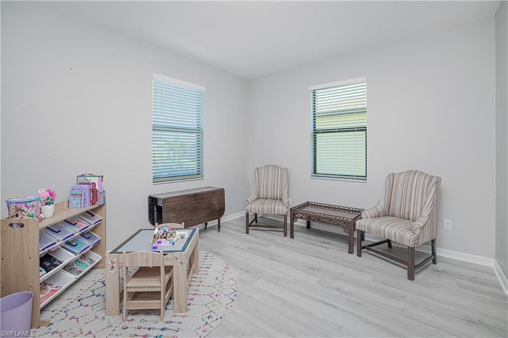 PORTICO - Residential