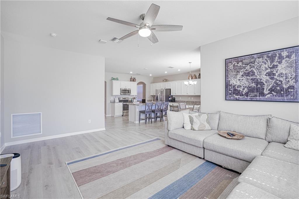 PORTICO - Residential