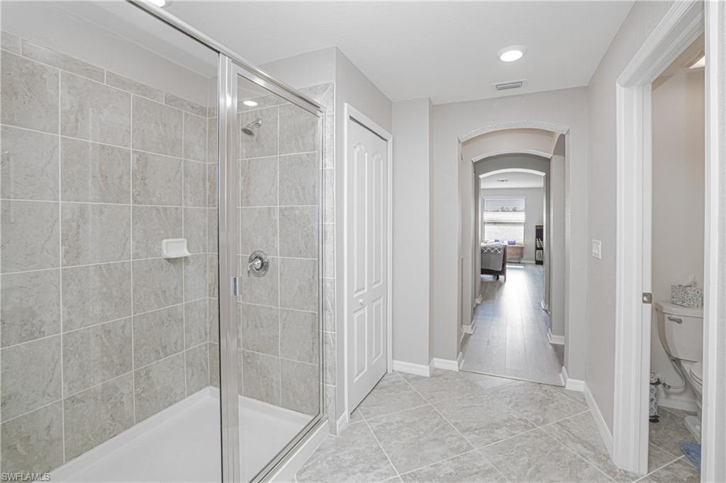 PORTICO - Residential