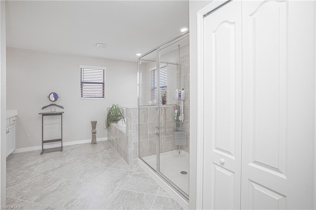 PORTICO - Residential