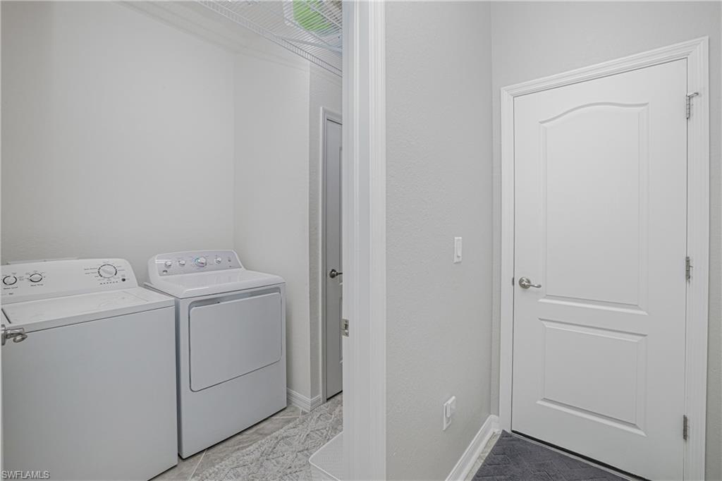 PORTICO - Residential