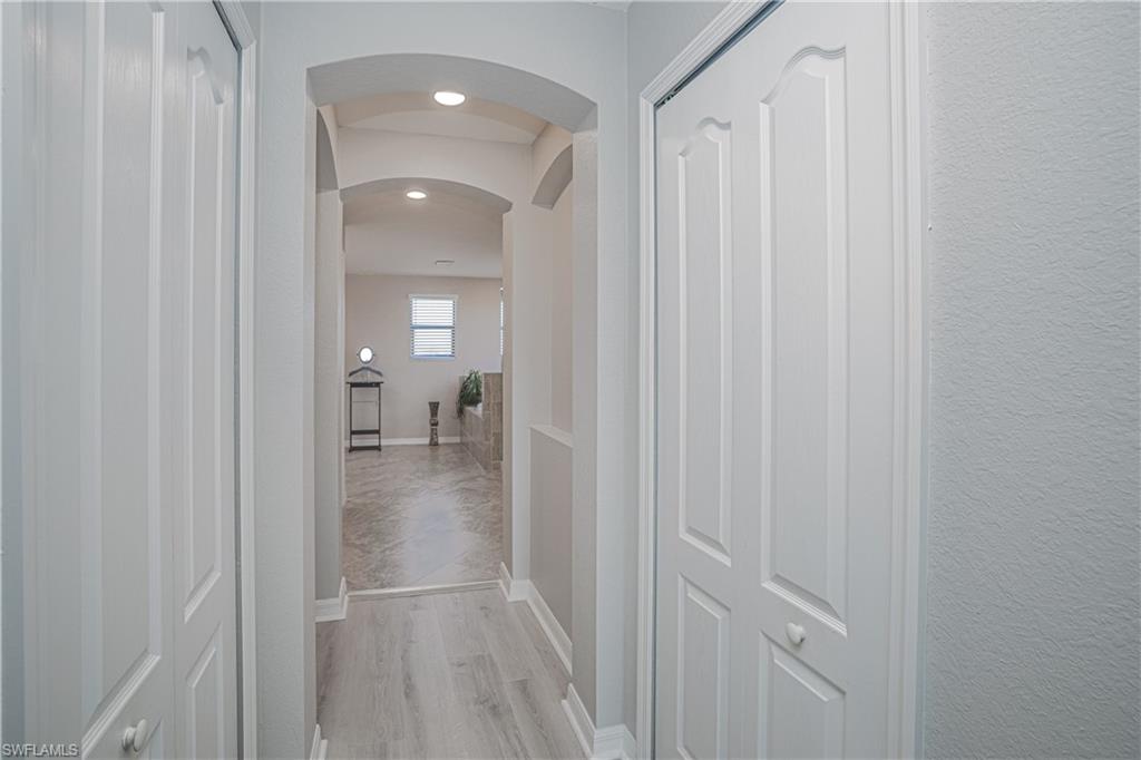 PORTICO - Residential