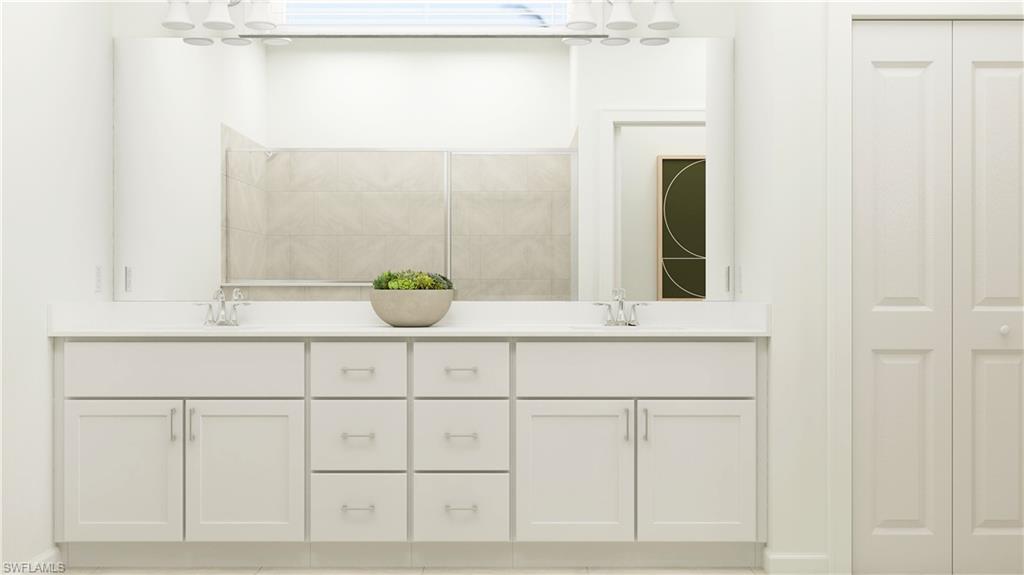 HAMPTON LAKES - Residential