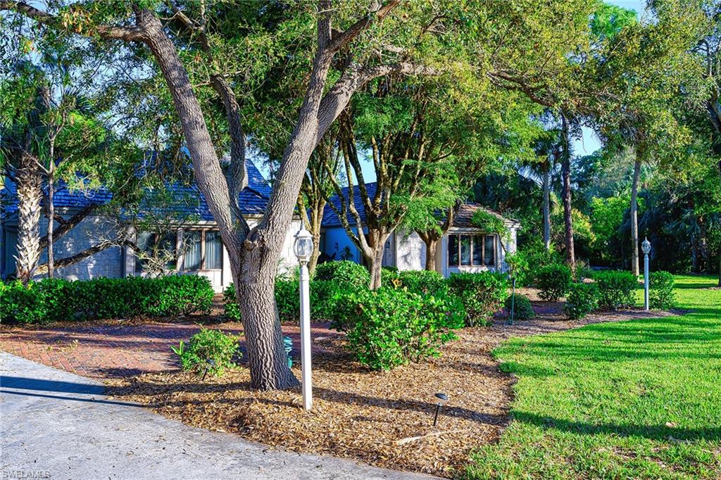 PELICAN BAY WOODS - Residential