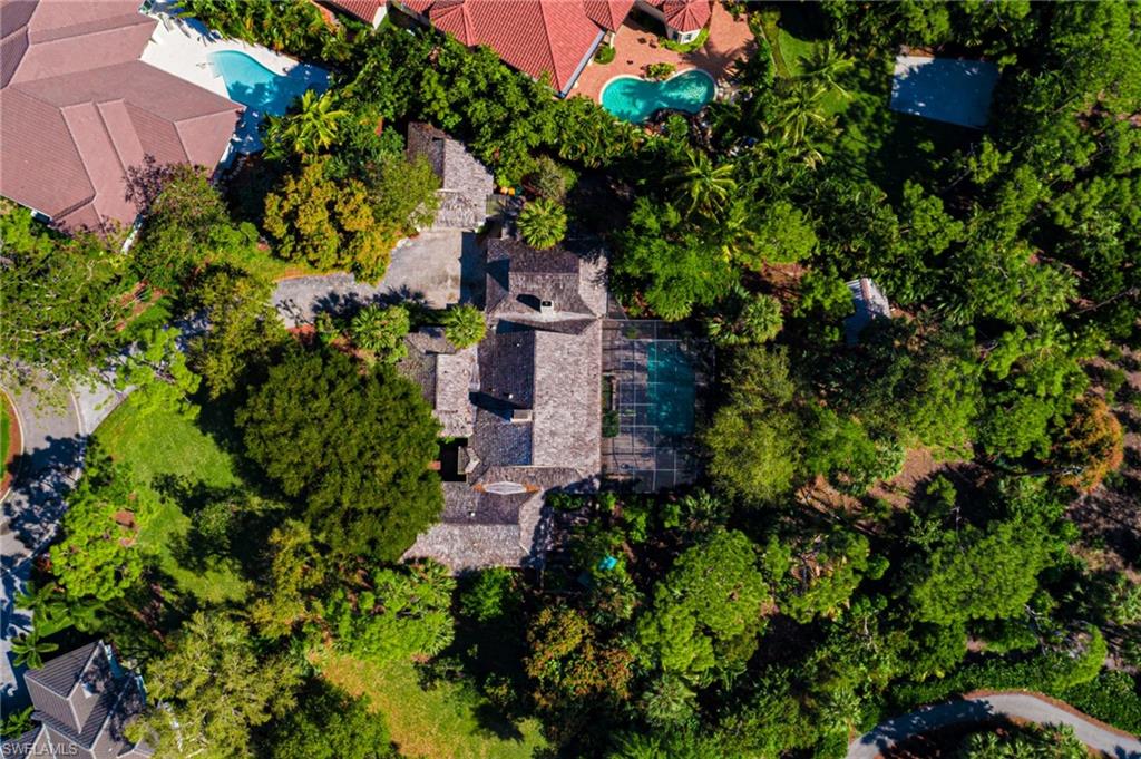 PELICAN BAY WOODS - Residential