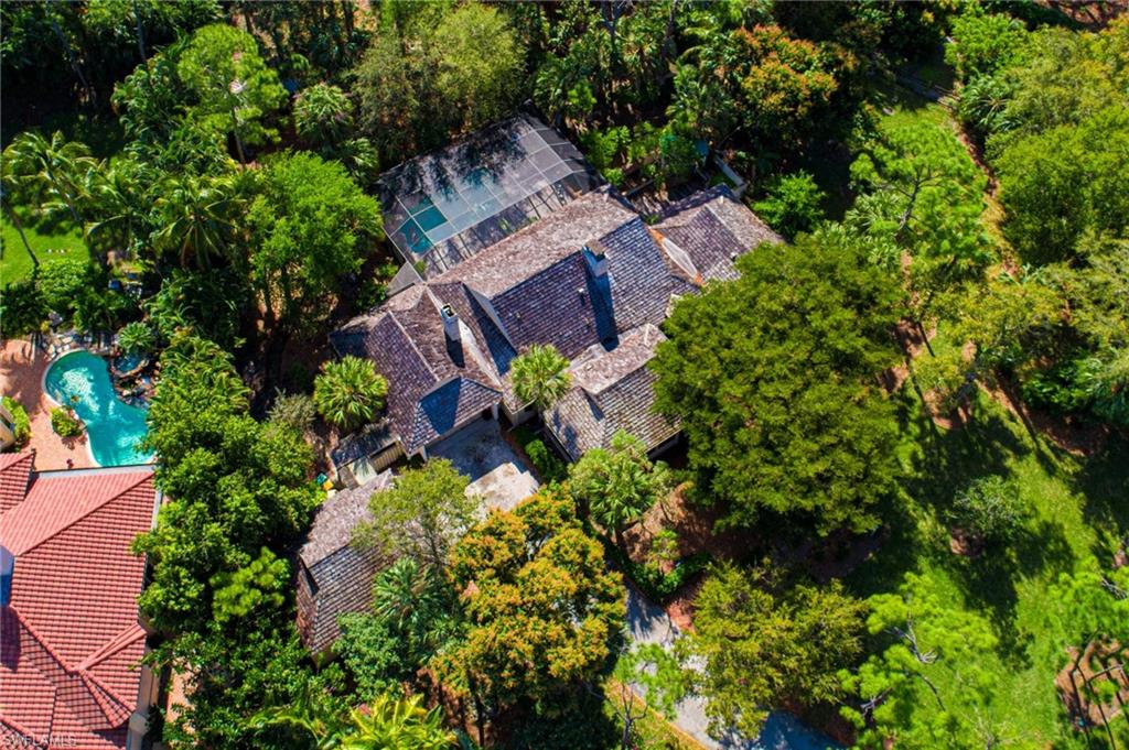 PELICAN BAY WOODS - Residential