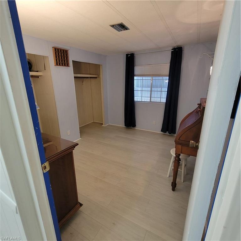 SIX LAKES COUNTRY CLUB - Residential