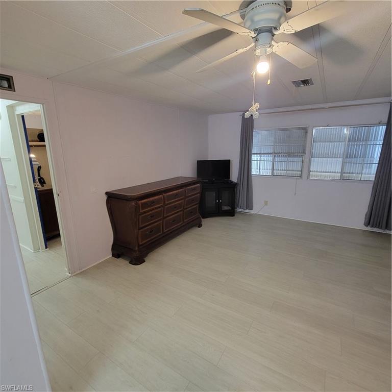 SIX LAKES COUNTRY CLUB - Residential