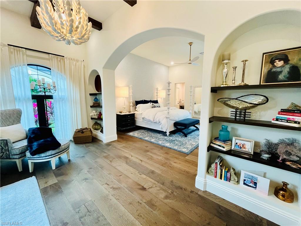 YORK MANOR - Residential