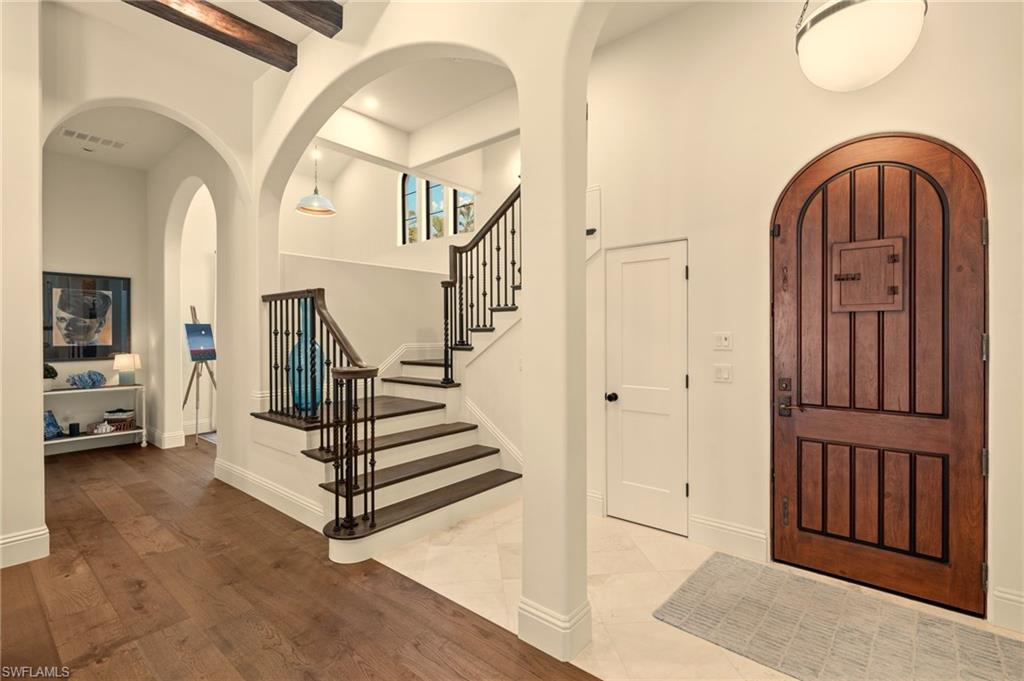 YORK MANOR - Residential