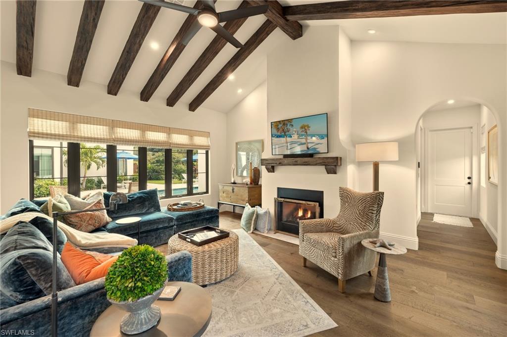 YORK MANOR - Residential