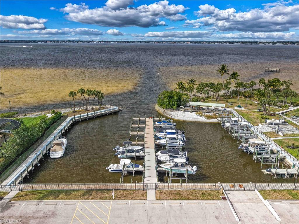 WATER'S EDGE - Residential