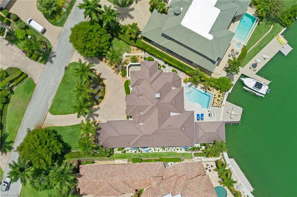 MOORINGS - Residential