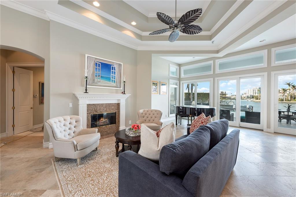 MOORINGS - Residential