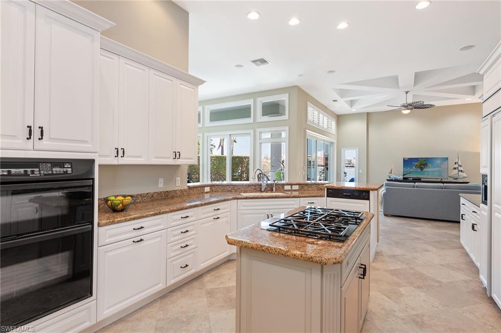 MOORINGS - Residential